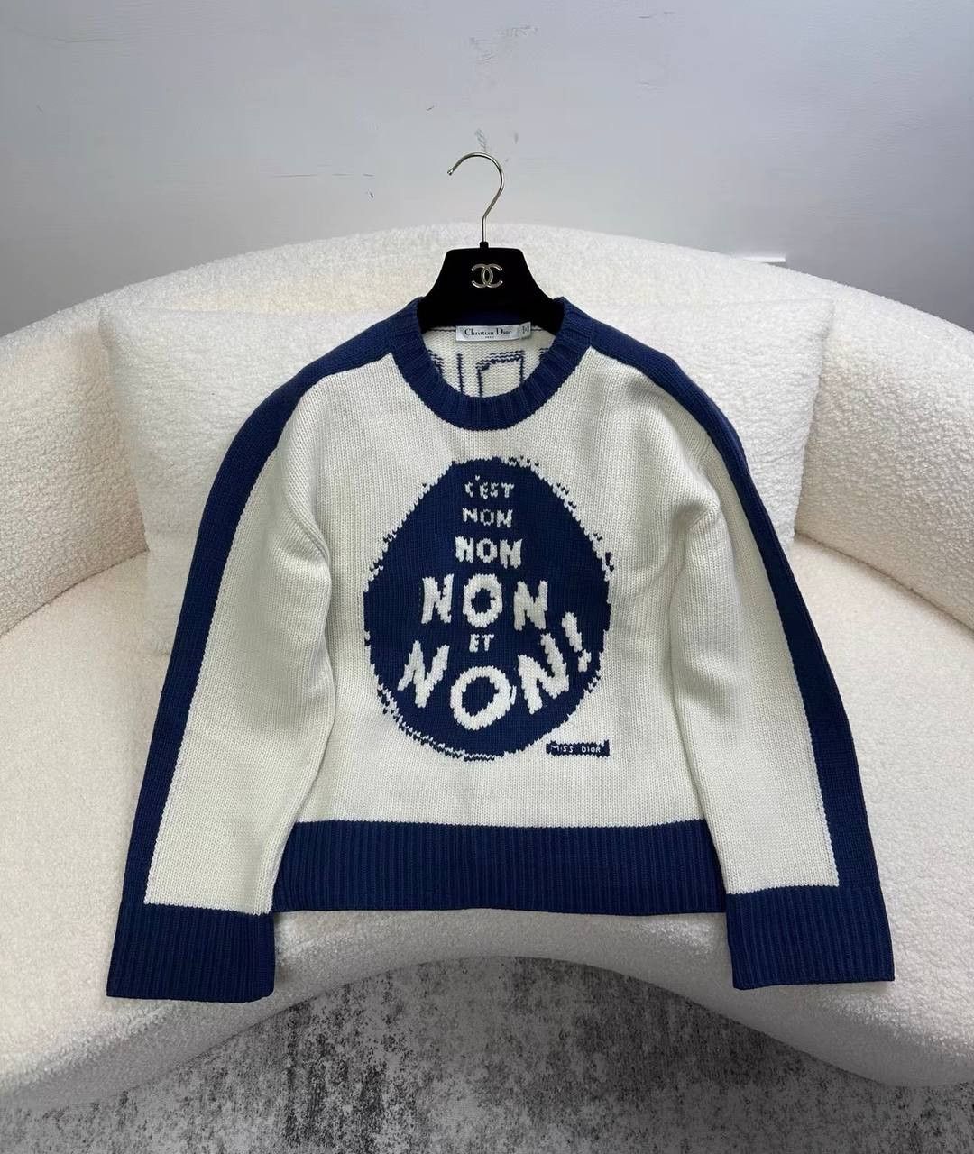 Dior Dior knitted wool sweater with a crew neck and logo Size XS / US 0-2 / IT 36-38 - 1 Thumbnail