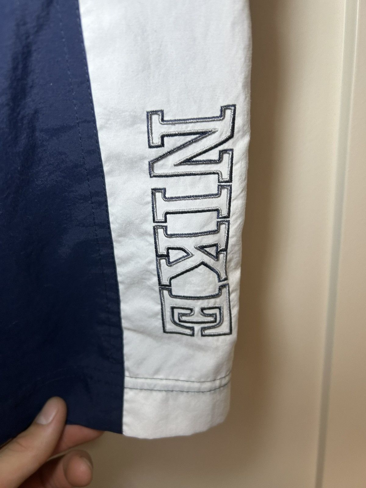Nike Vintage Nike baggy active / swim shorts Size US 34 / EU 50 - 4 Thumbnail