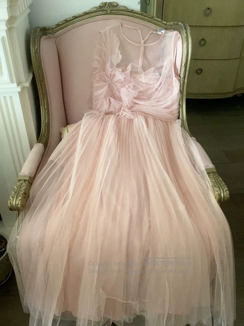 Valentino Valentino Little swan dress Size M / US 6-8 / IT 42-44 - 1 Thumbnail