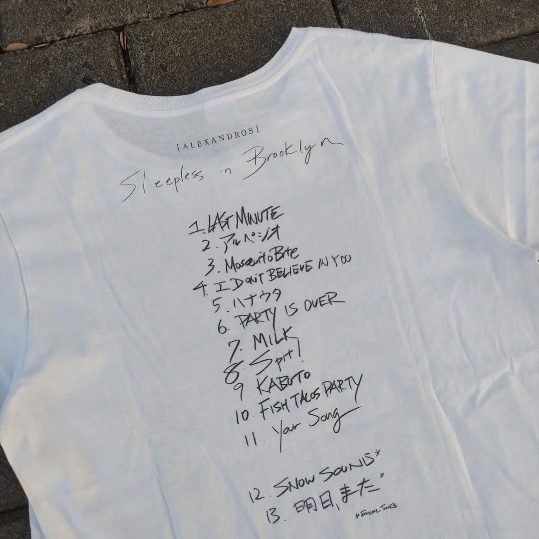 Band Tees Alexandros Album 2018 Japan Band Tee Size US L / EU 52-54 / 3 - 3 Thumbnail