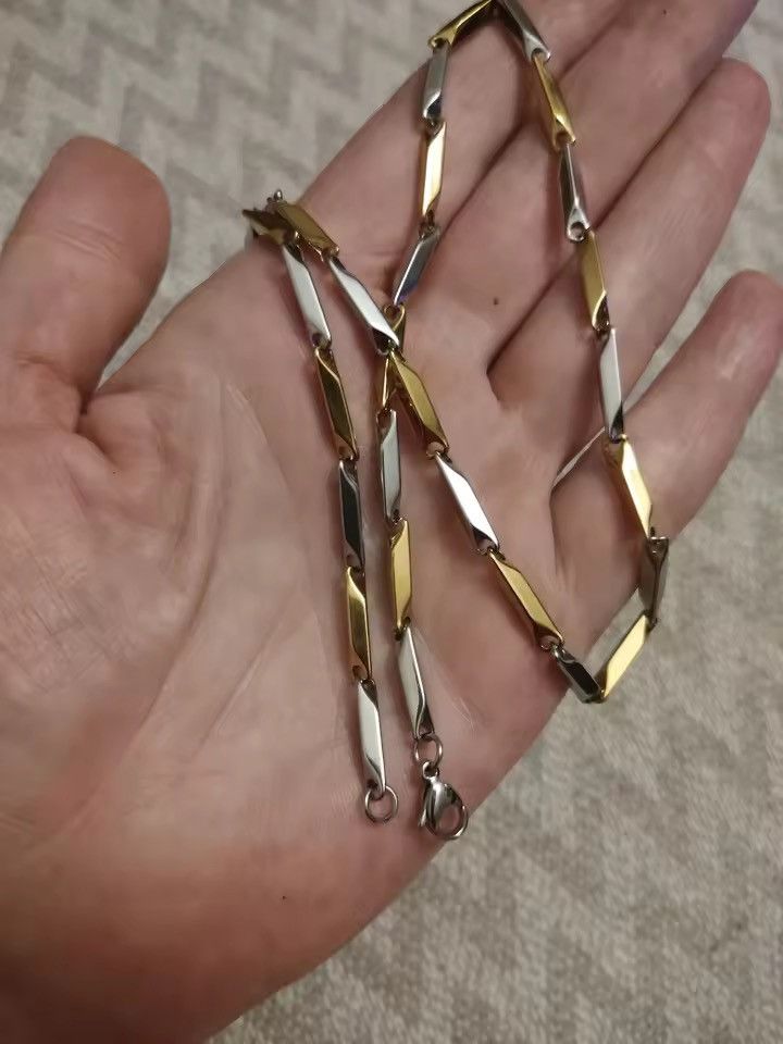 Japanese Brand 2.5mm + 55 cm Sharp Chain –Solid Gold Silver Color Finish Size ONE SIZE - 1 Thumbnail