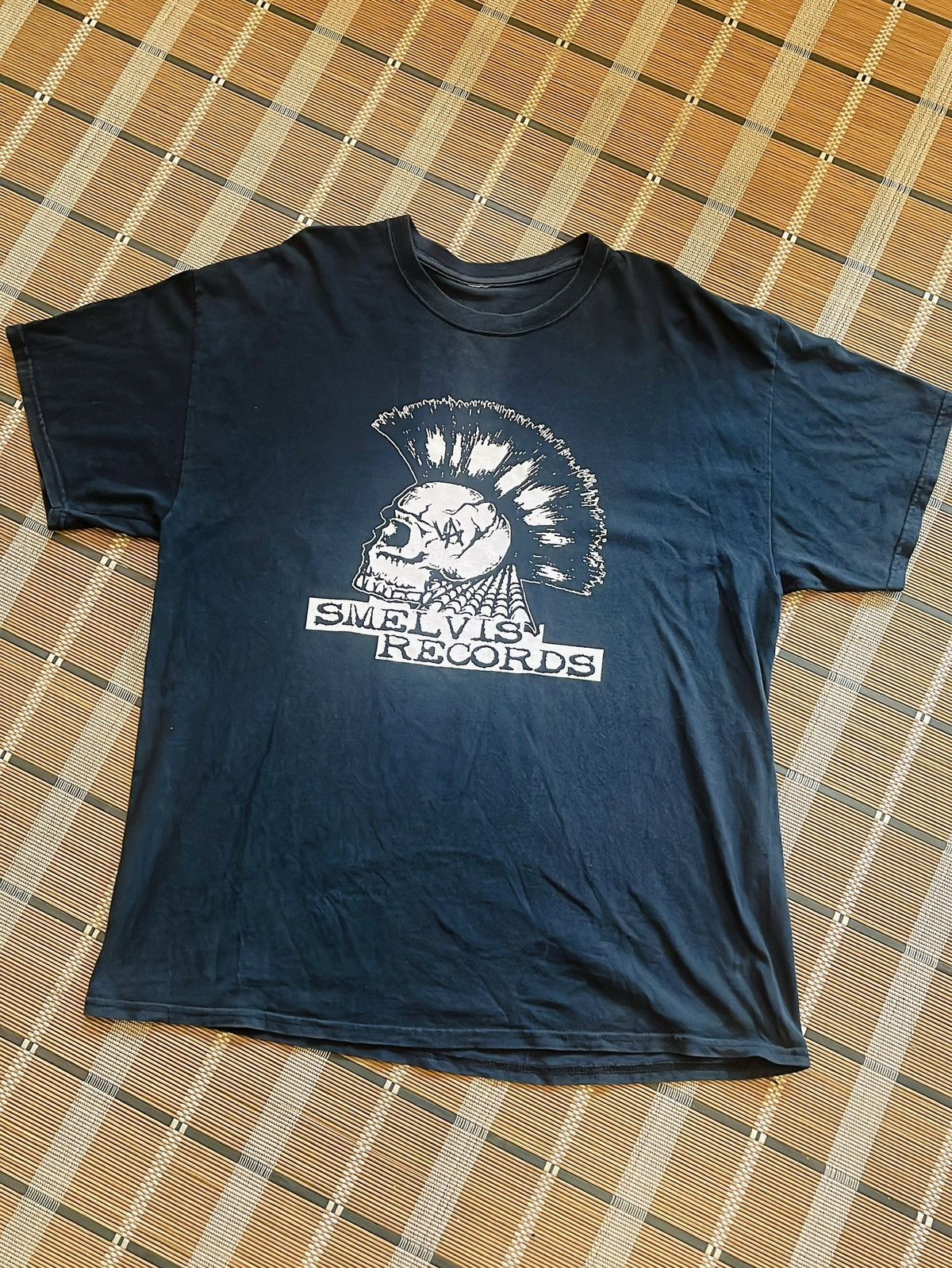 Band Tees × Vintage VTG90’s Smelvis Records American Punk Rock Size US XL / EU 56 / 4 - 1 Thumbnail