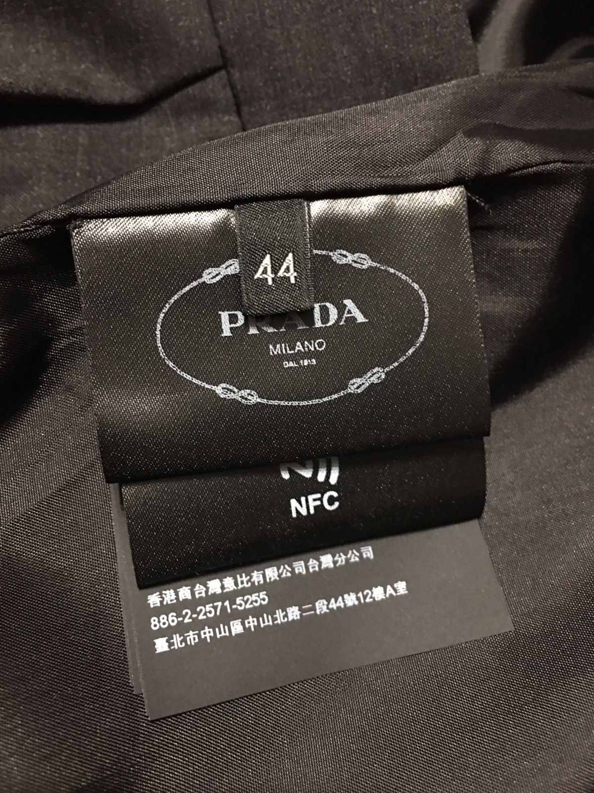 Prada PRADA Dark Grey Wool Pencil Skirt Size EU 44 Size 30" / US 8 / IT 44 - 16 Thumbnail
