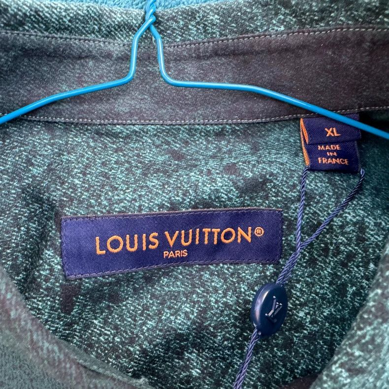 Louis Vuitton Louis Vuitton Gradient render shirt 2502-Nextarrow Size US XL / EU 56 / 4 - 3 Thumbnail