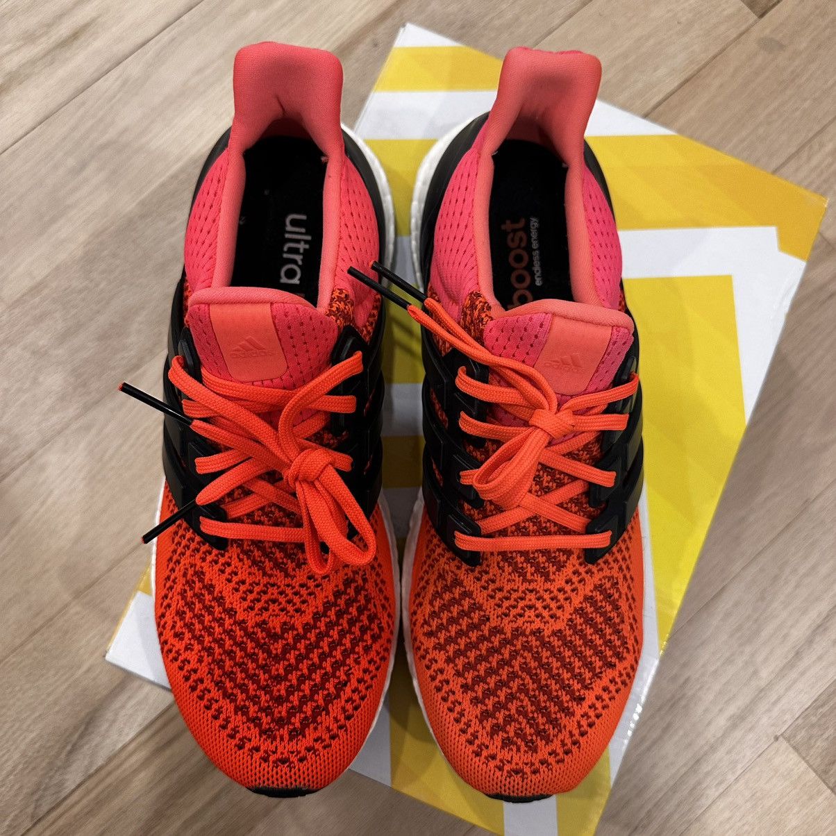 Adidas Adidas ultra boost Size US 8 / EU 41 - 2 Thumbnail