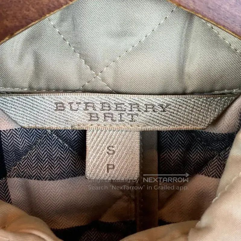 Burberry Burberry Quilted Lightweight Beige Jacket for Women. Size S / US 4 / IT 40 - 3 Thumbnail