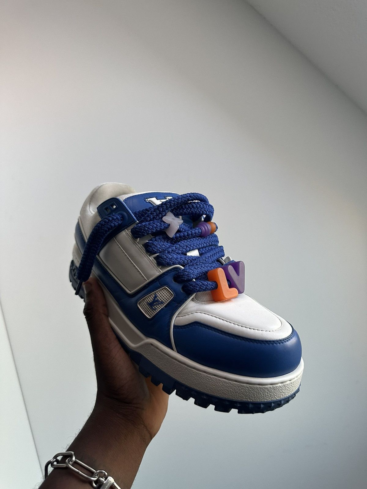 Louis Vuitton Louis vuitton maxi sneaker Size US 10.5 / EU 43-44 - 15 Thumbnail