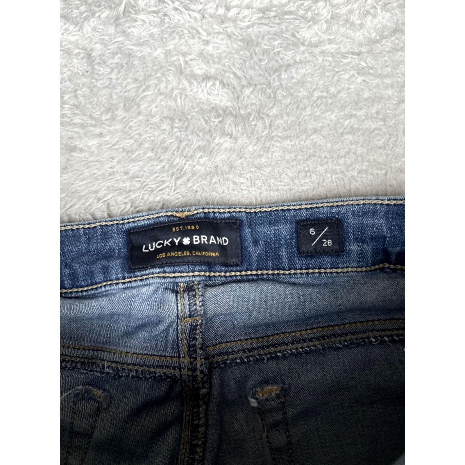 Lucky Brand Lucky Brand Lolita Crop Jeans Womens 6 Blue Med Wash Mid Rise Stretch 29x24 Size 28" / US 6 / IT 42 - 6 Thumbnail