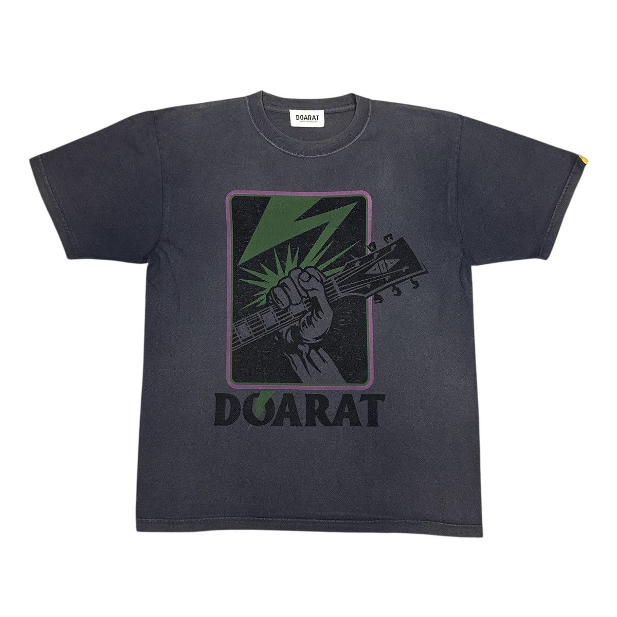 Other Doarat Japan Streetwear Rock Guitar Thunder Tshirt Size US L / EU 52-54 / 3 - 1 Thumbnail