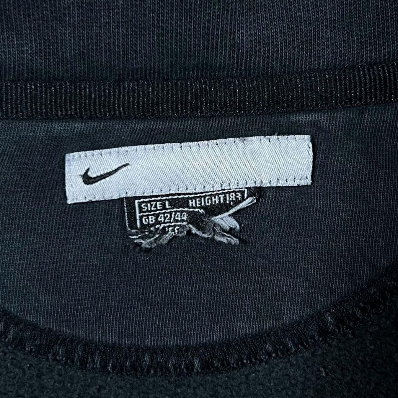 Nike VINTAGE Nike Classic Faded Black Mini Swoosh Logo 1/4 Zip Sweatshirt Large XL Mens Regular Long Sleeve Pullover Embroidered Logo 1990s 2000s Size US L / EU 52-54 / 3 - 3 Thumbnail