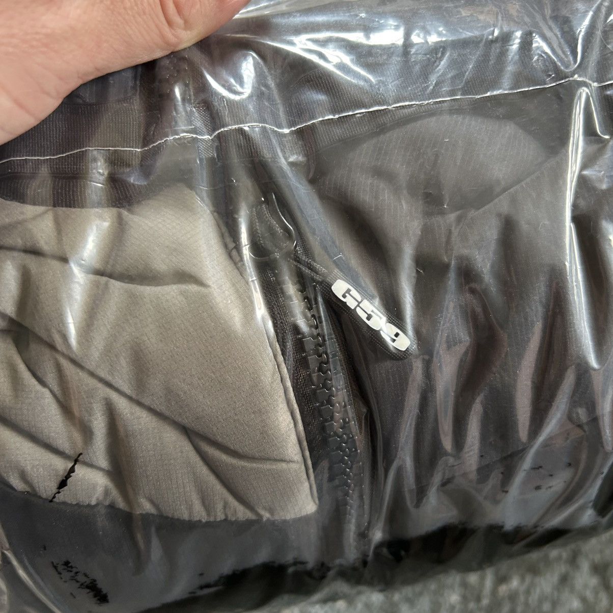 Fuck The Population × G59 Records G*59 POLY FILL DOWN JACKET CHARCOAL COLOR BLOCK PUFFER PARKA Size US XXL / EU 58 / 5 - 9 Thumbnail