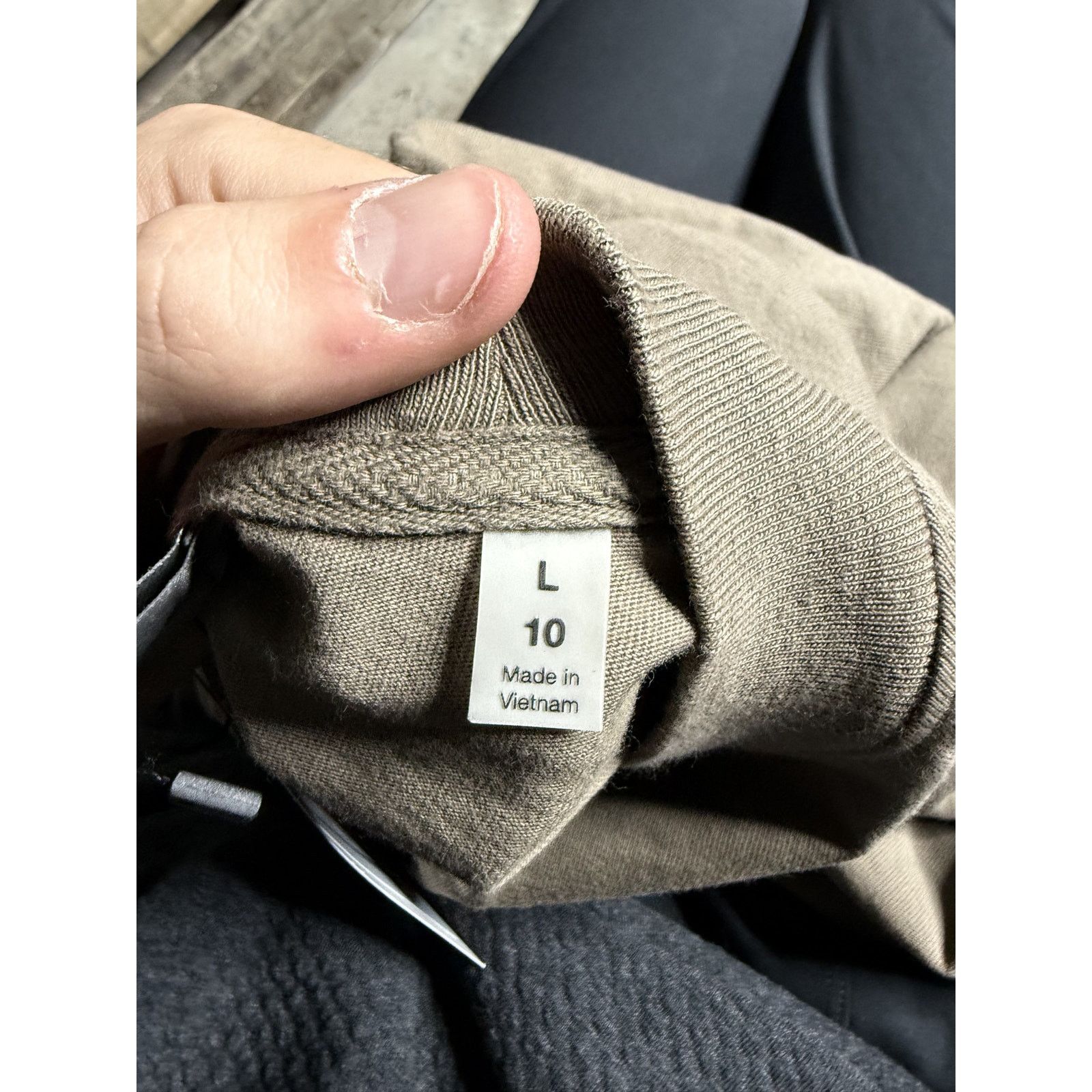 Essentials Essentials Tee Taupe Used (Kids) Large Size US XXS / EU 40 - 6 Thumbnail