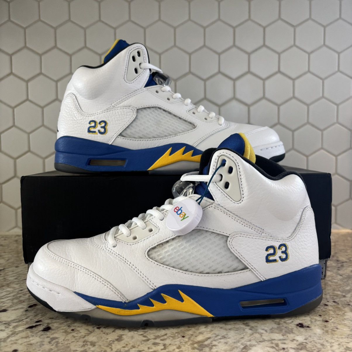 Jordan Brand Size 9.5 - Jordan 5 Retro Laney (2013) LIGHTLY WORN W/Box Size US 9.5 / EU 42-43 - 1 Thumbnail