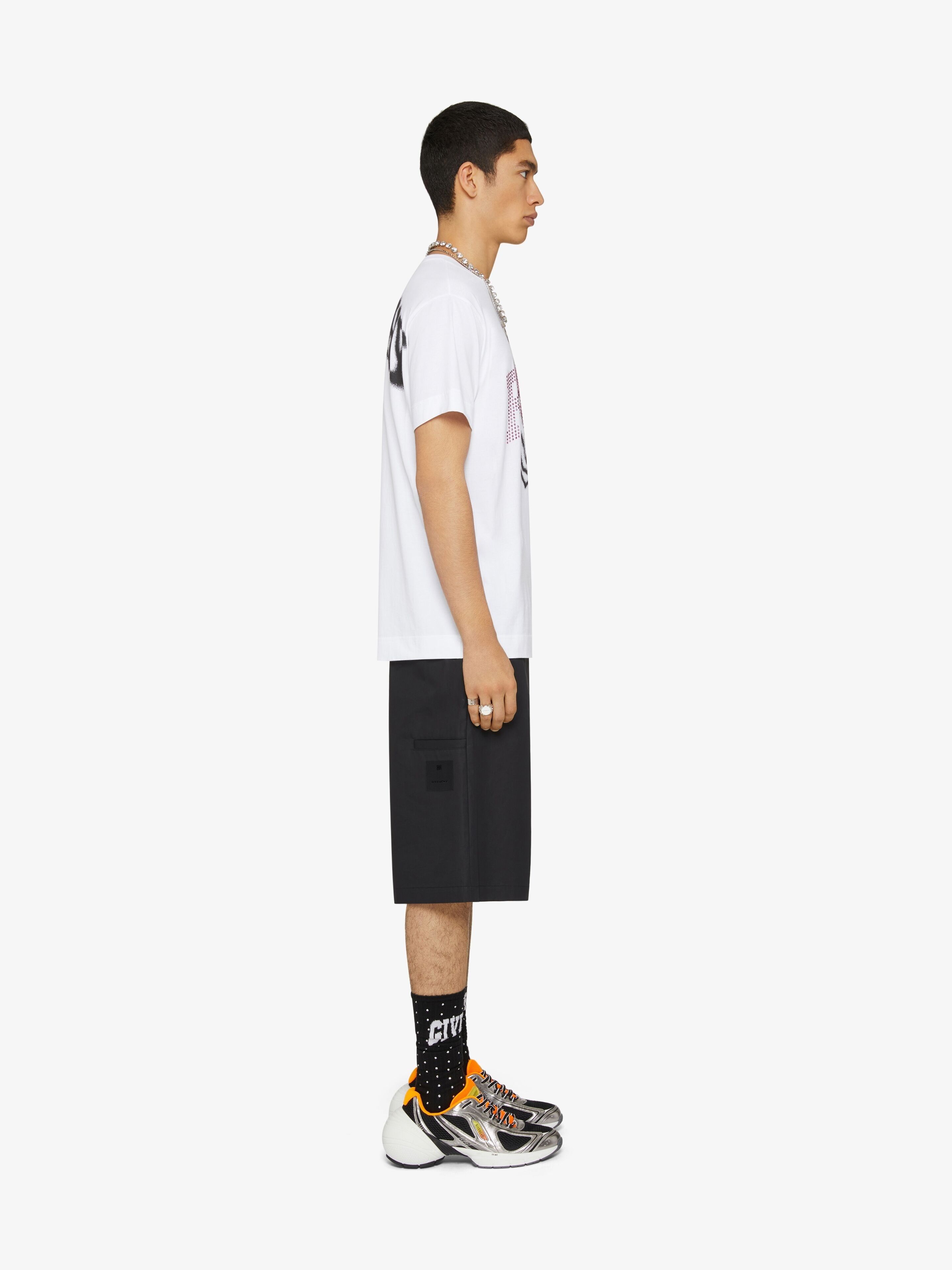 Givenchy o1mle0125 Oversized Fit T-Shirt in White Size US XXL / EU 58 / 5 - 3 Thumbnail
