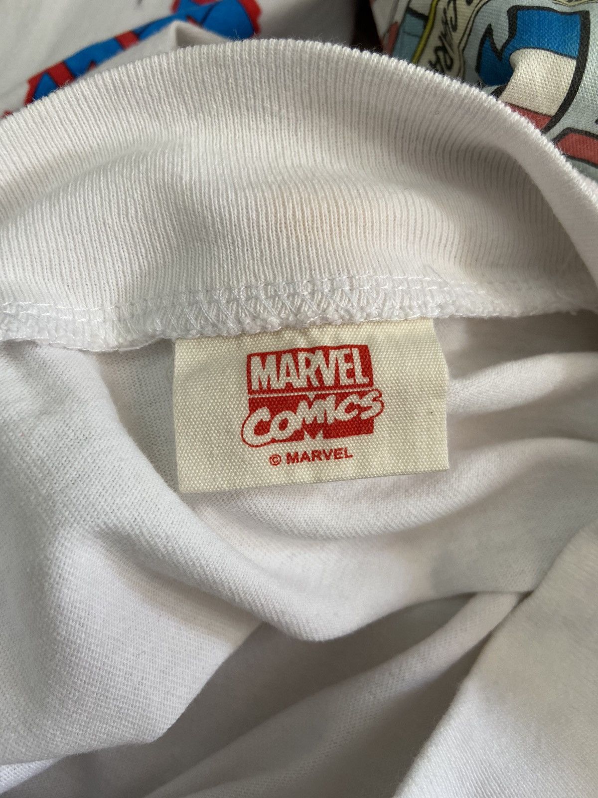 Marvel Comics CAPTAIN AMERICA MARVEL COMICS LONG SLEEVE Size US L / EU 52-54 / 3 - 8 Thumbnail