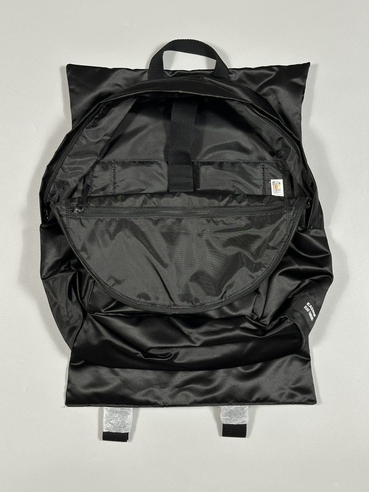 Eastpak × Raf Simons Raf Simons x Eastpak Ear Punk Poster Padded Backpack Size ONE SIZE - 10 Thumbnail