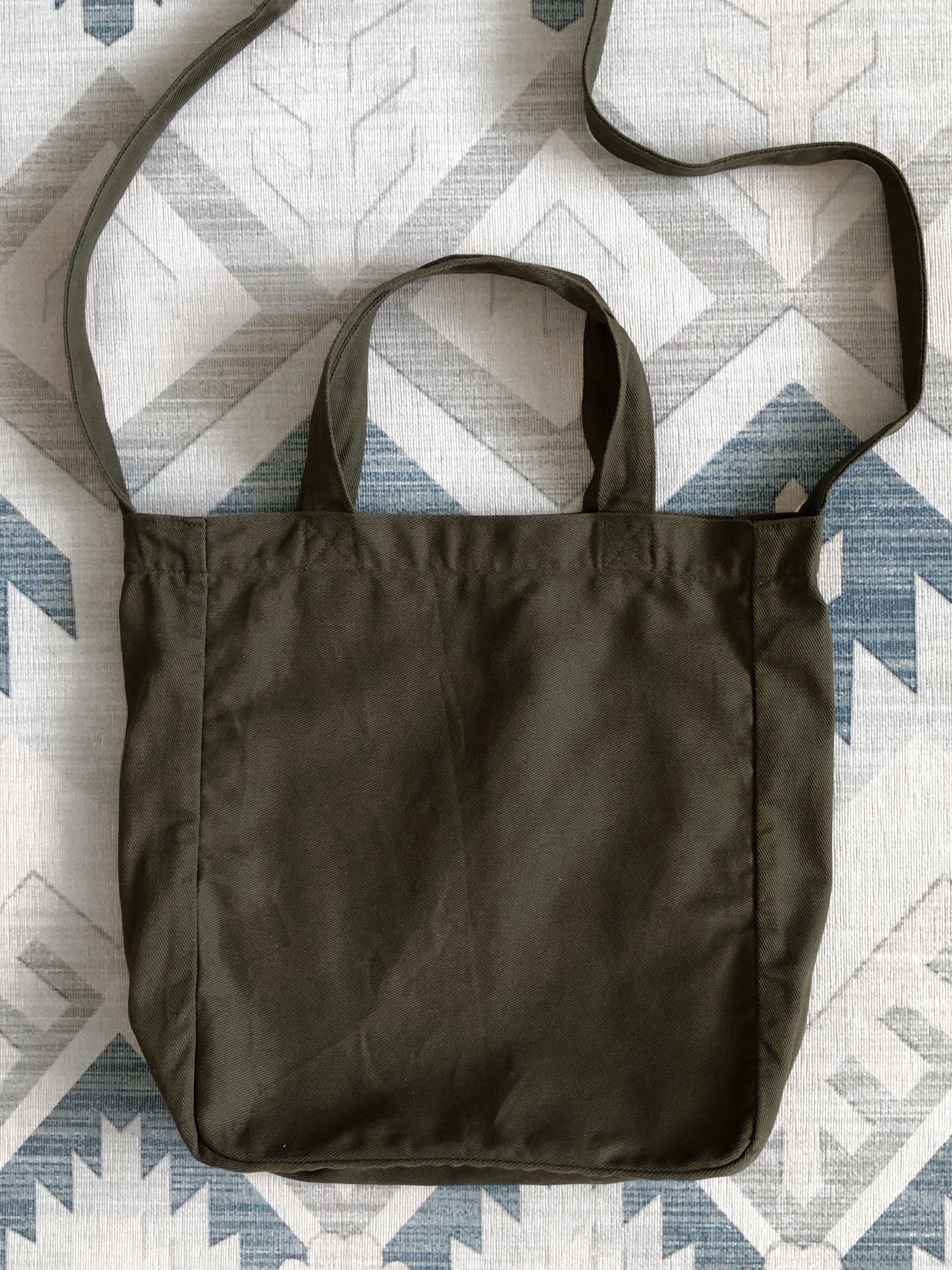 Issey Miyake × Vintage PLANTATION ISSEY MIYAKE GREEN ARMY 2-WAYS TOTE BAG Size ONE SIZE - 3 Thumbnail