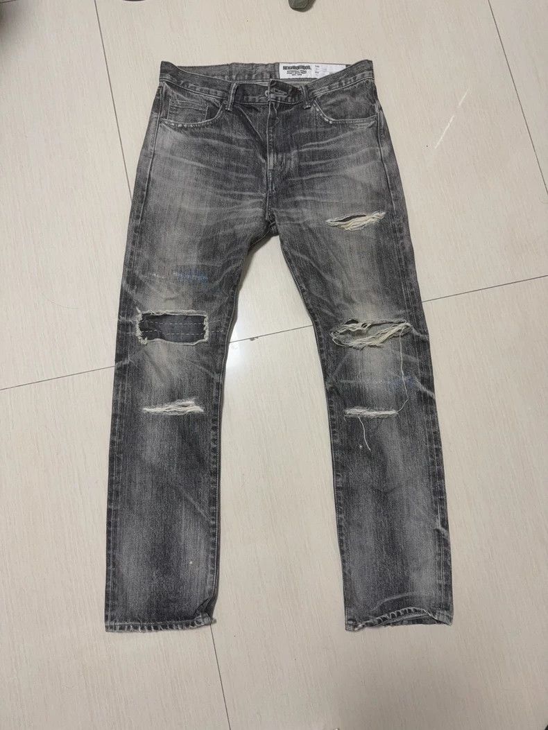 Neighborhood Neighborhood 19AW Distressed Jeans L Size US 34 / EU 50 - 1 Thumbnail