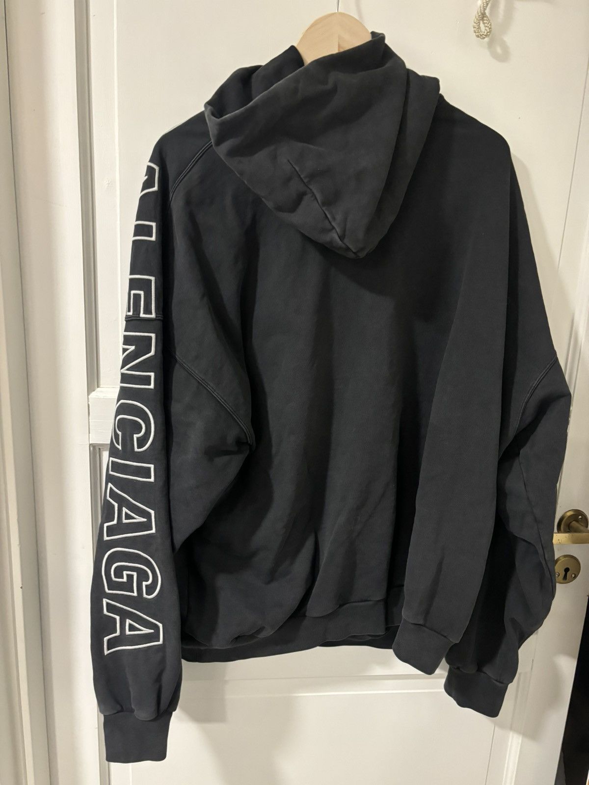 Balenciaga Logo hoodie Size US L / EU 52-54 / 3 - 2 Thumbnail