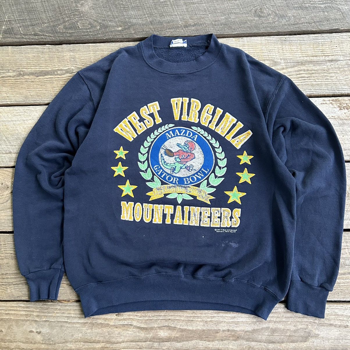 Vintage Vintage 89’ Gator Bowl West Virginia Mountaineers Sweatshirt Size US M / EU 48-50 / 2 - 1 Thumbnail