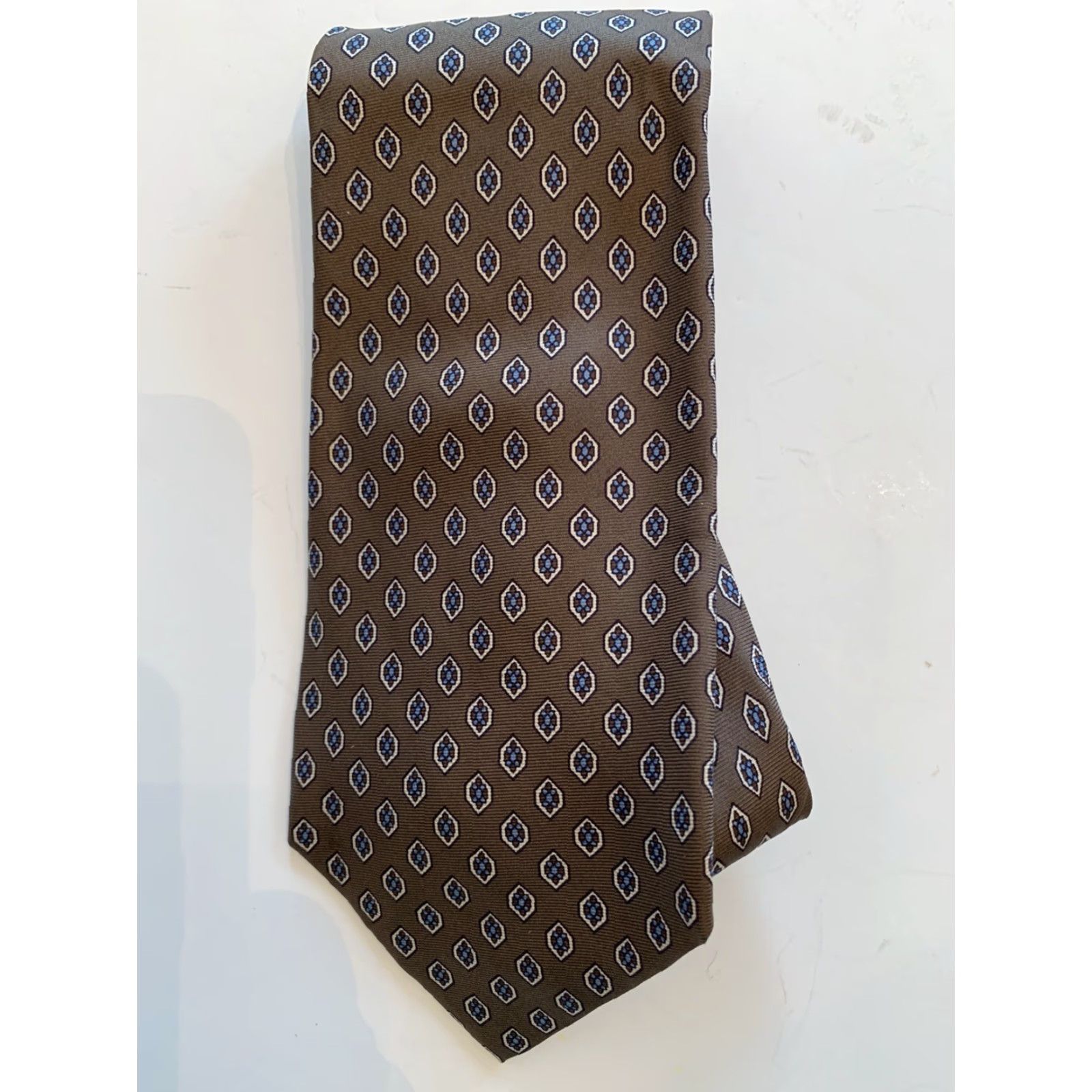 Vintage Men's Silk Necktie Regular Length Gray with Blue Diamond Pattern Geometric Tie Size ONE SIZE - 2 Thumbnail