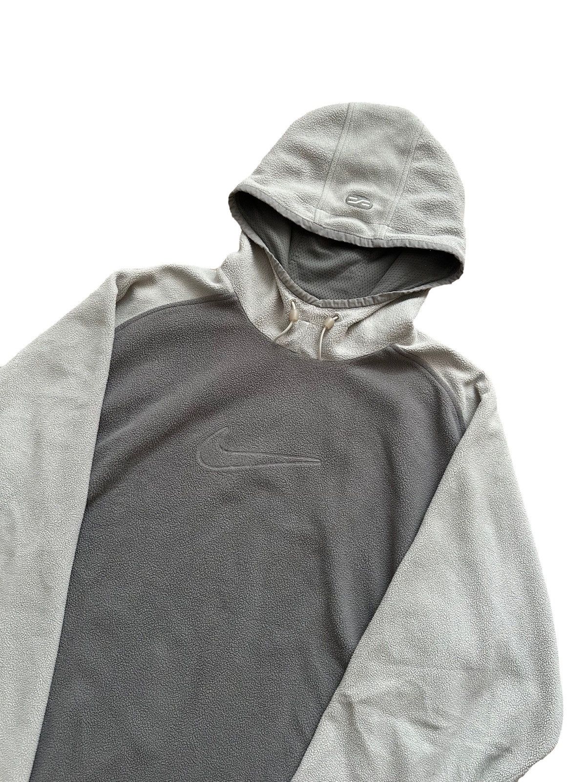 Nike Vintage Nike Center Swoosh 2 Tone Fleece Hoodie Size US L / EU 52-54 / 3 - 2 Thumbnail