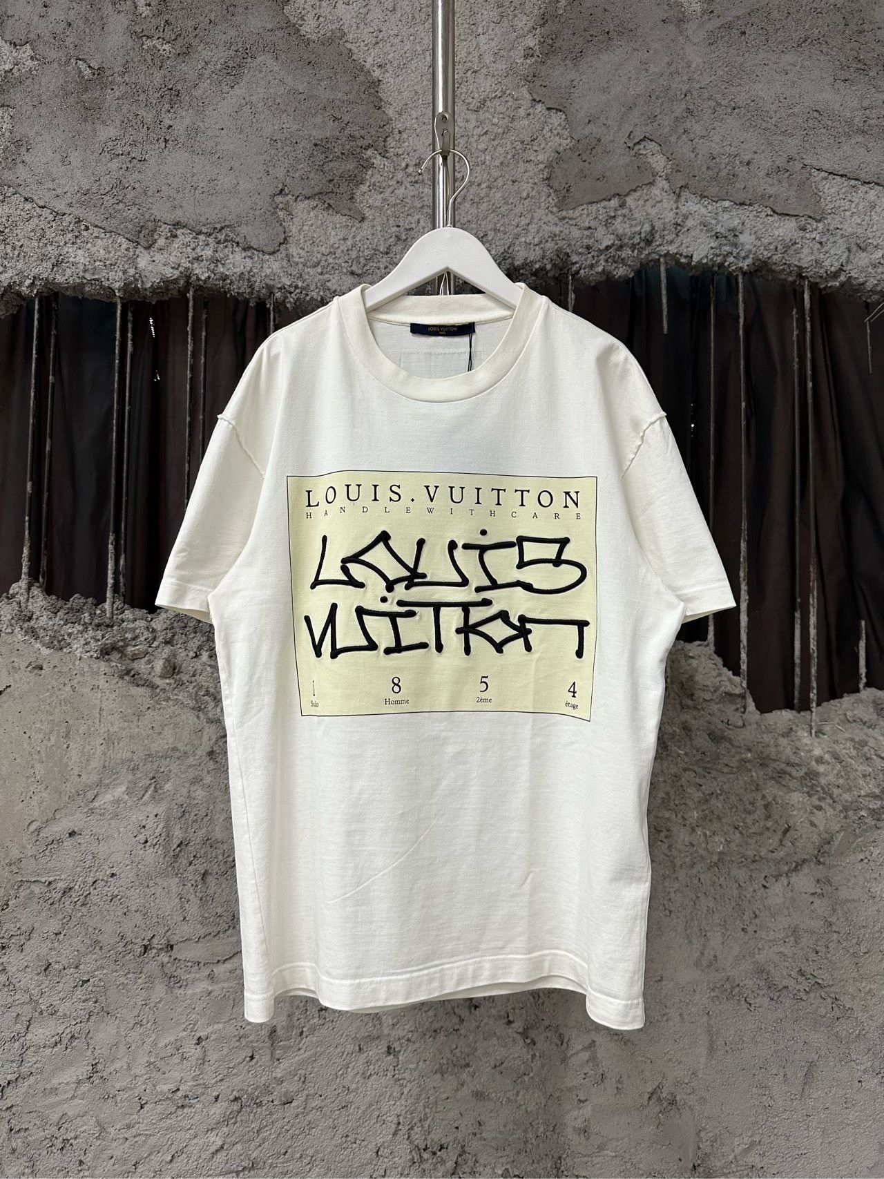 Louis Vuitton louis vuitton short sleeve t-shirt Size US S / EU 44-46 / 1 - 1 Thumbnail