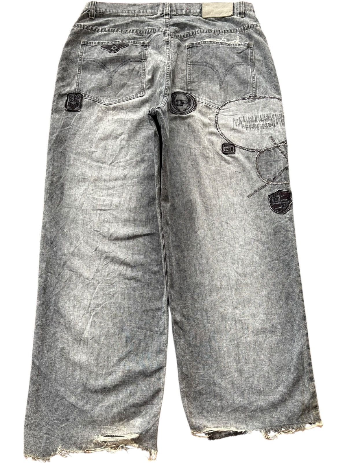 Phat Farm Vintage Phat Farm Patch Distress Baggy Jeans Size US 35 - 2 Thumbnail