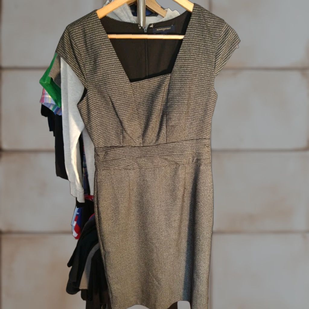 Banana Republic VINTAGE Banana Republic Women's Dress Size 2 Sleeveless Hi-Low Checkered Black Gray Size XS / US 0-2 / IT 36-38 - 1 Thumbnail
