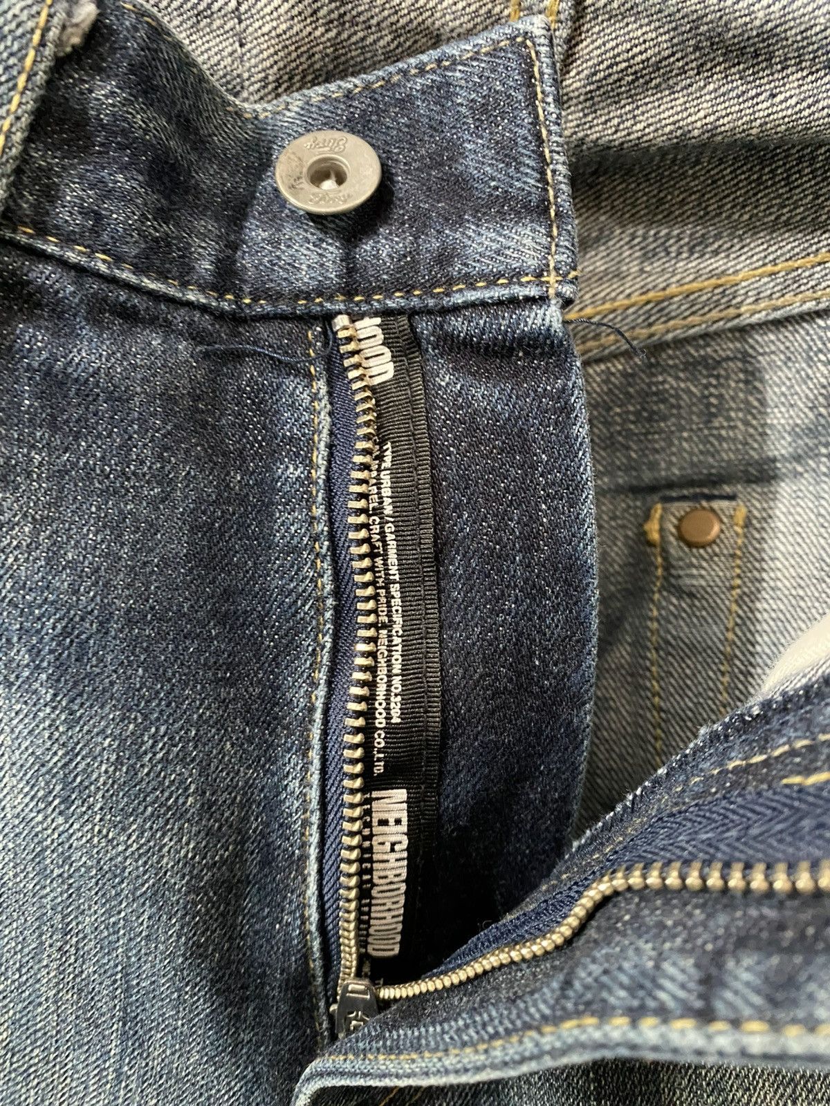 Original Fake KAWS X NEIGHBORHOOD 12EX SELVEDGE JAPANESE DENIM JEANS Size US 30 / EU 46 - 11 Thumbnail