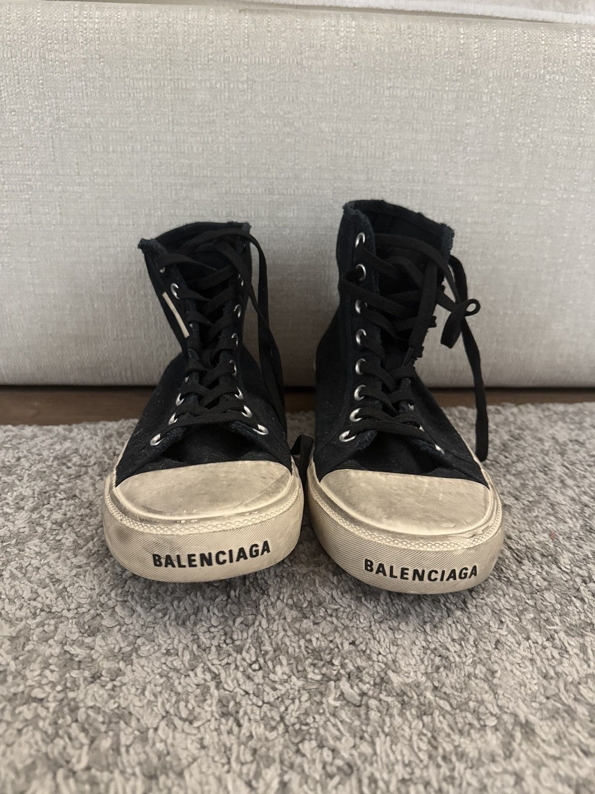 Balenciaga Balenciaga black distressed canvas hightop sneakers Size US 9.5 / EU 42-43 - 1 Thumbnail