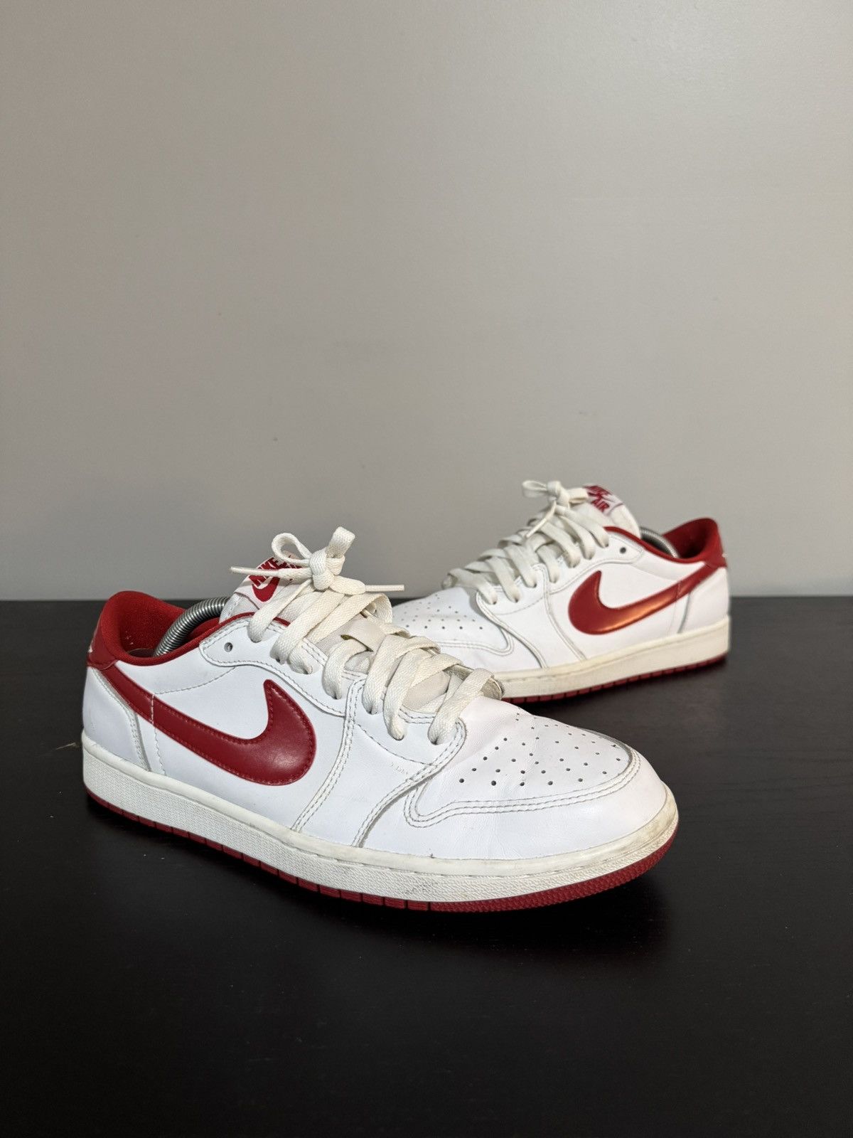 Jordan Brand Jordan 1 Low OG Metallic Red Size US 10 / EU 43 - 1 Thumbnail