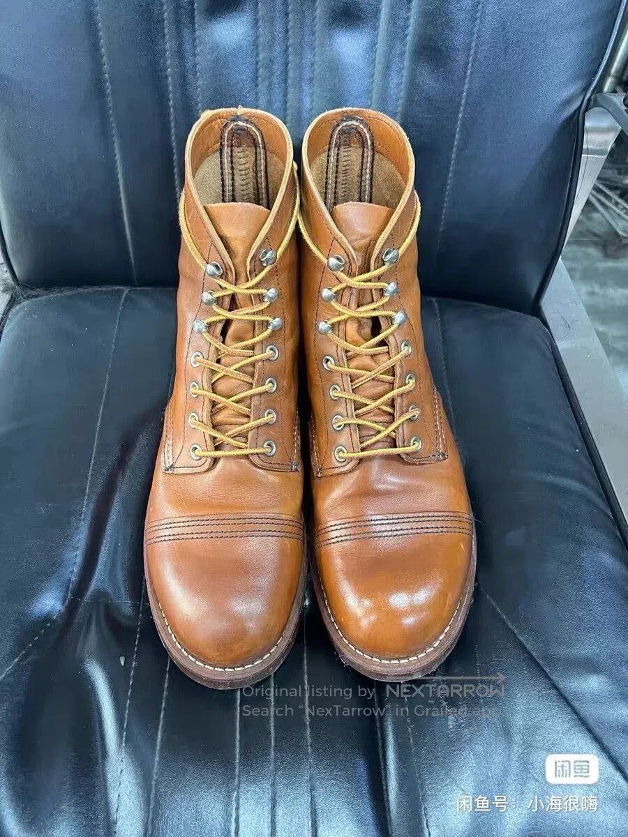 Red Wing Red Wing 8112 Work Boot. Size US 10 / EU 43 - 1 Thumbnail