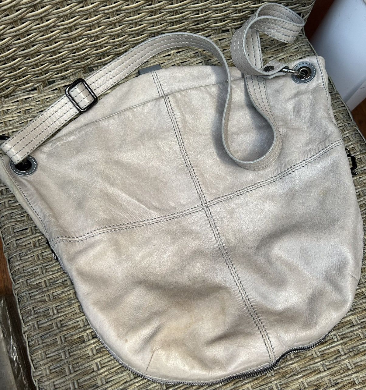 John Galliano × Vintage Vintage Galliano Leather Gray Crossbody Bag Gazette Lining Size ONE SIZE - 3 Thumbnail