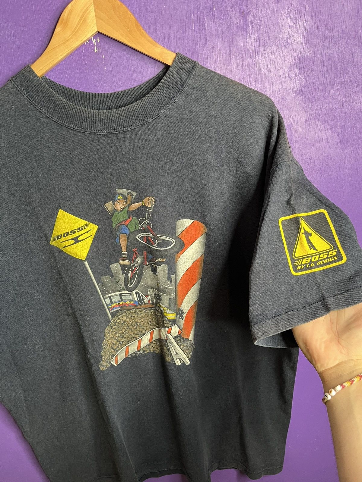 Vintage Vintage 90s Boss BMX biking faded t-shirt Size US XL / EU 56 / 4 - 3 Thumbnail