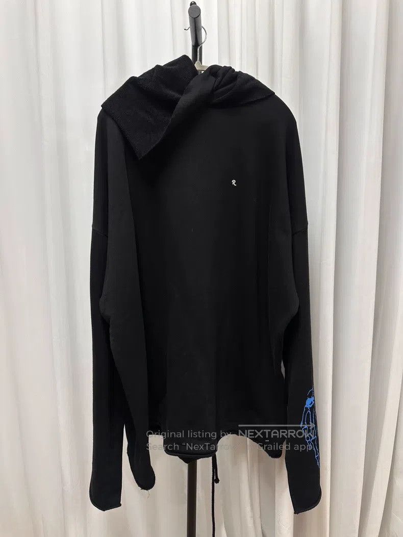 Raf Simons Raf Simons Hooded sweatshirt with a different shaped bib Size US S / EU 44-46 / 1 - 1 Thumbnail
