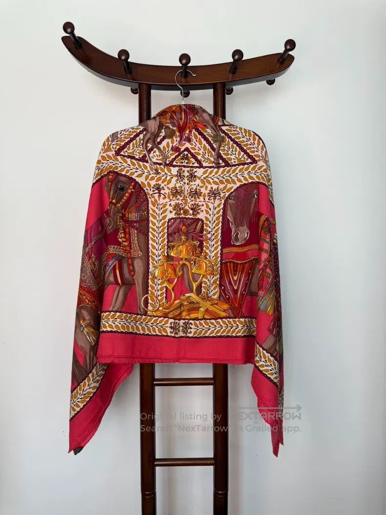 Hermes Hermes size 140*140 Stole Shawl, Size 140*140, Cashmere and Size ONE SIZE - 1 Thumbnail