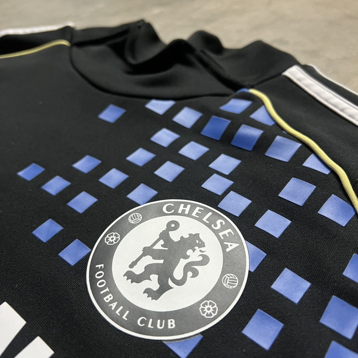 Adidas × Chelsea Soccer Vintage 2009/10 Chelsea F.C. Goalie Adidas Soccer Jersey Size US L / EU 52-54 / 3 - 5 Thumbnail