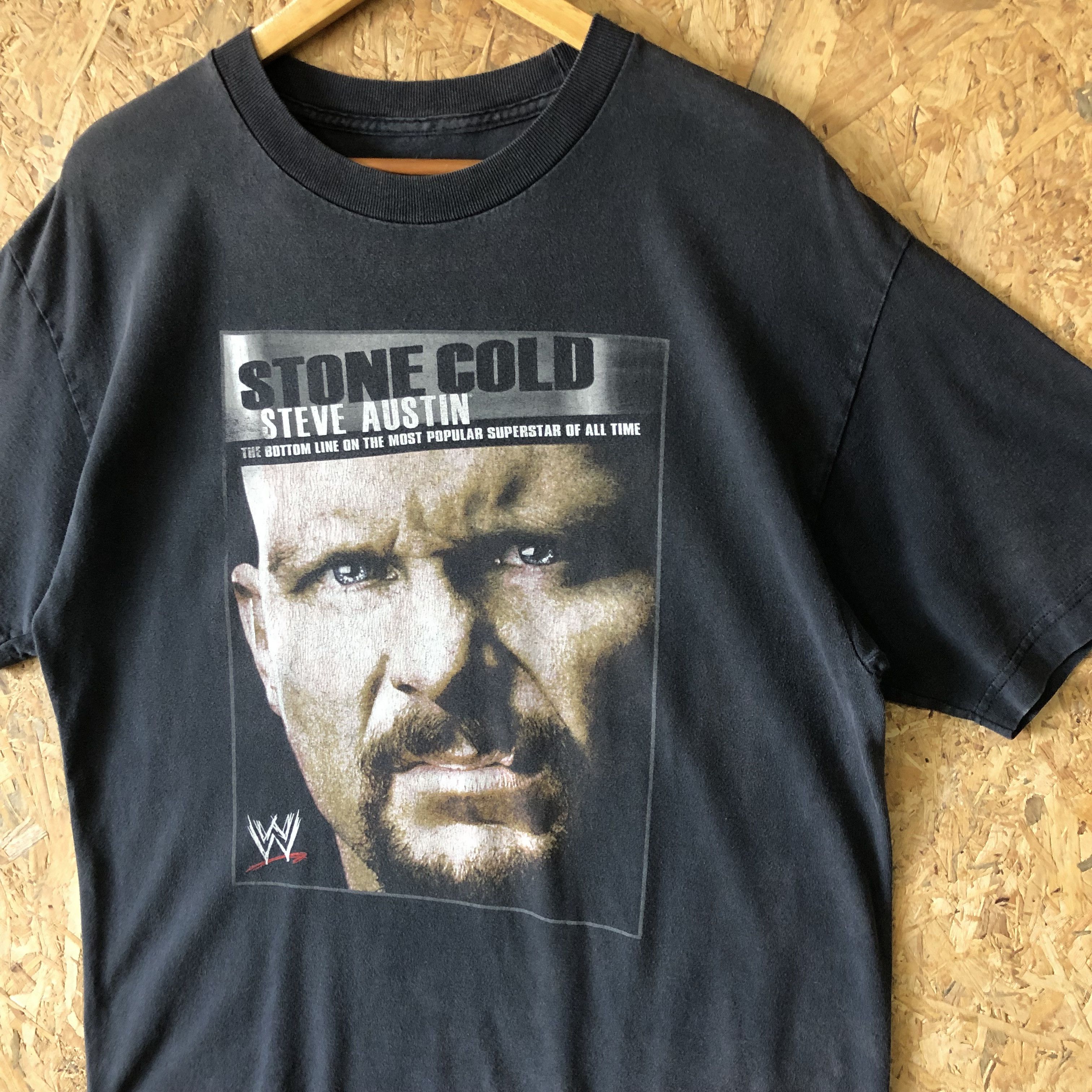 WWE Vintage Distressed WWE Stone Cold Steve Austin TShirt L Size Size US L / EU 52-54 / 3 - 2 Thumbnail