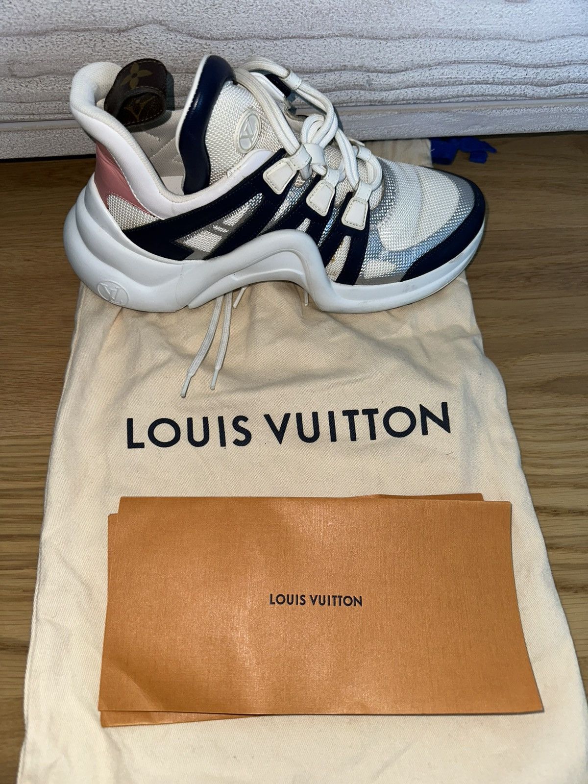 Louis Vuitton Louis Vuitton Archlight Size US 7 / IT 37 - 9 Thumbnail