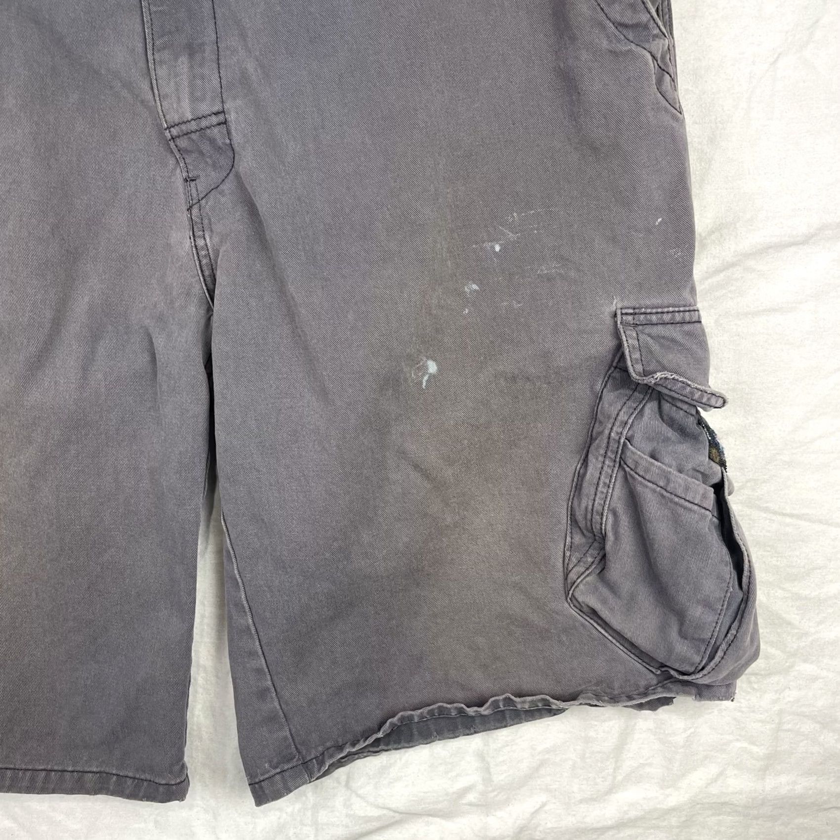 Levi's VINTAGE Levi's SilverTab Cargo Shorts Mens 38 Gray Multi Pocket Zip Utility Workwear Y2K Size US 38 / EU 54 - 2 Thumbnail
