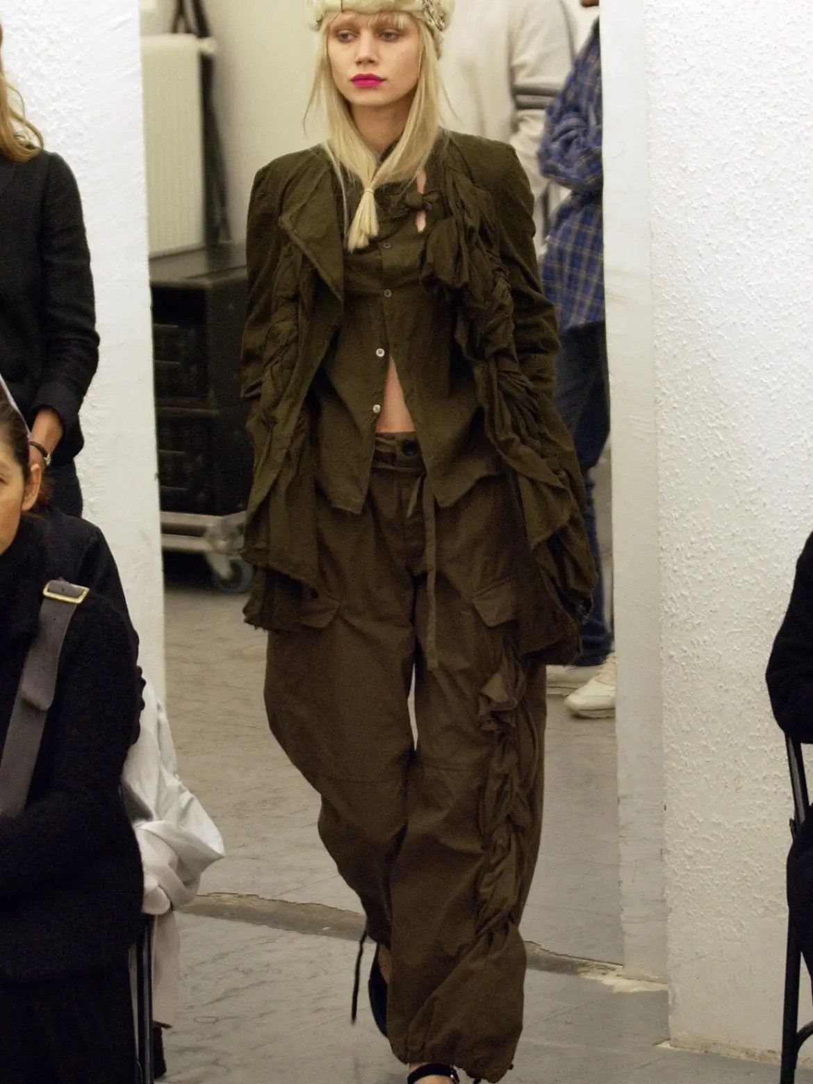 Comme des Garcons Comme des Garcons 03SS extreme unbalancement shirt Size US M / EU 48-50 / 2 - 6 Thumbnail