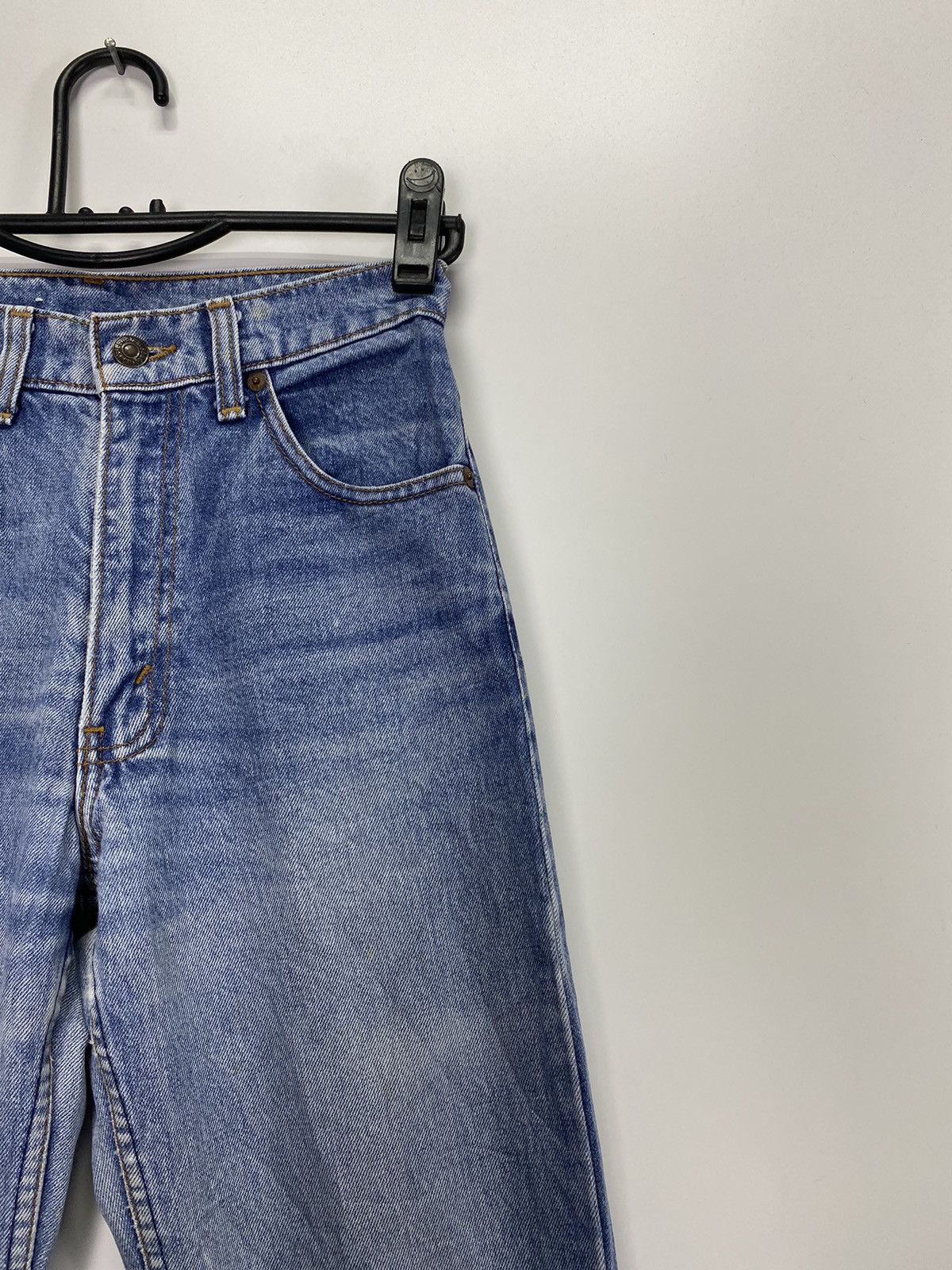 Levi's × Vintage Vintage Levi’s Jeans Size US 26 / EU 42 - 3 Thumbnail