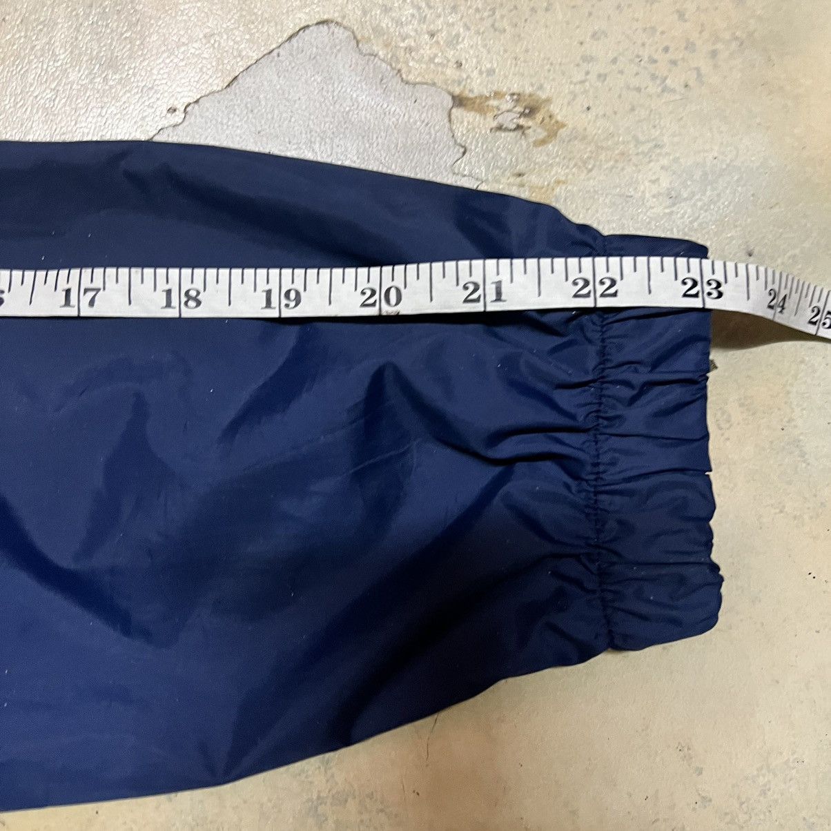 Adidas Vintage Adidas Windbreaker Light Jacket Size US L / EU 52-54 / 3 - 11 Thumbnail