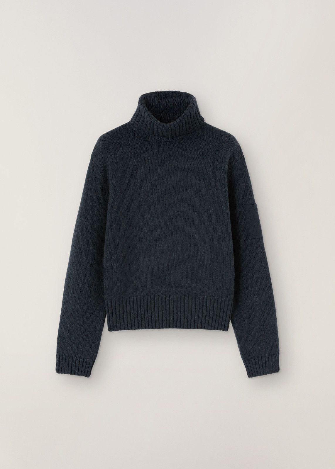 o1srvl11e0125 Plain Knit Cashmere Sweater in Navy Blue