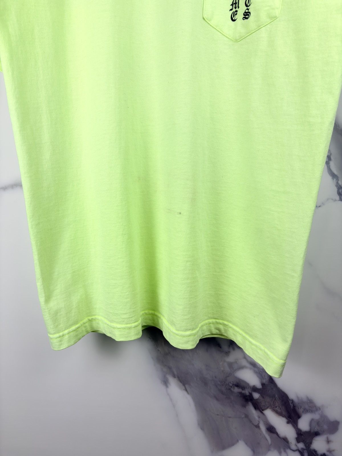 Chrome Hearts Chrome Hearts Vintage Neon Green Scroll Logo Pocket Tshirt Size US L / EU 52-54 / 3 - 4 Thumbnail