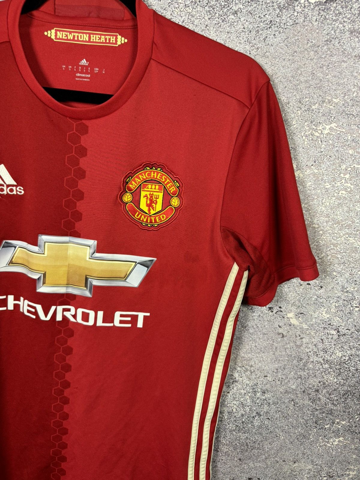 Adidas Vintage Manchester United 2016/17 Adidas Soccer Jersey Small Size US S / EU 44-46 / 1 - 12 Thumbnail