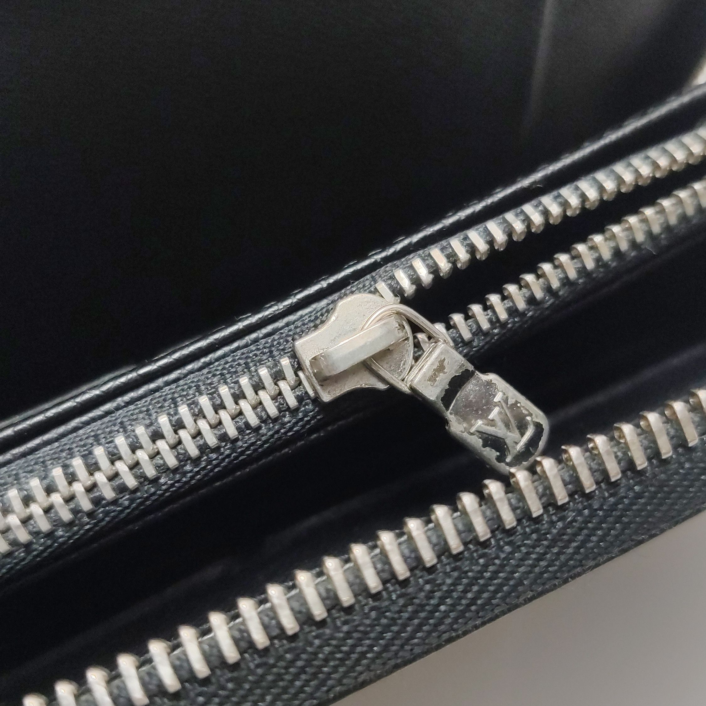 Louis Vuitton Louis Vuitton (LV) Zippy cowhide ripple zip around wallet - Size ONE SIZE - 3 Thumbnail