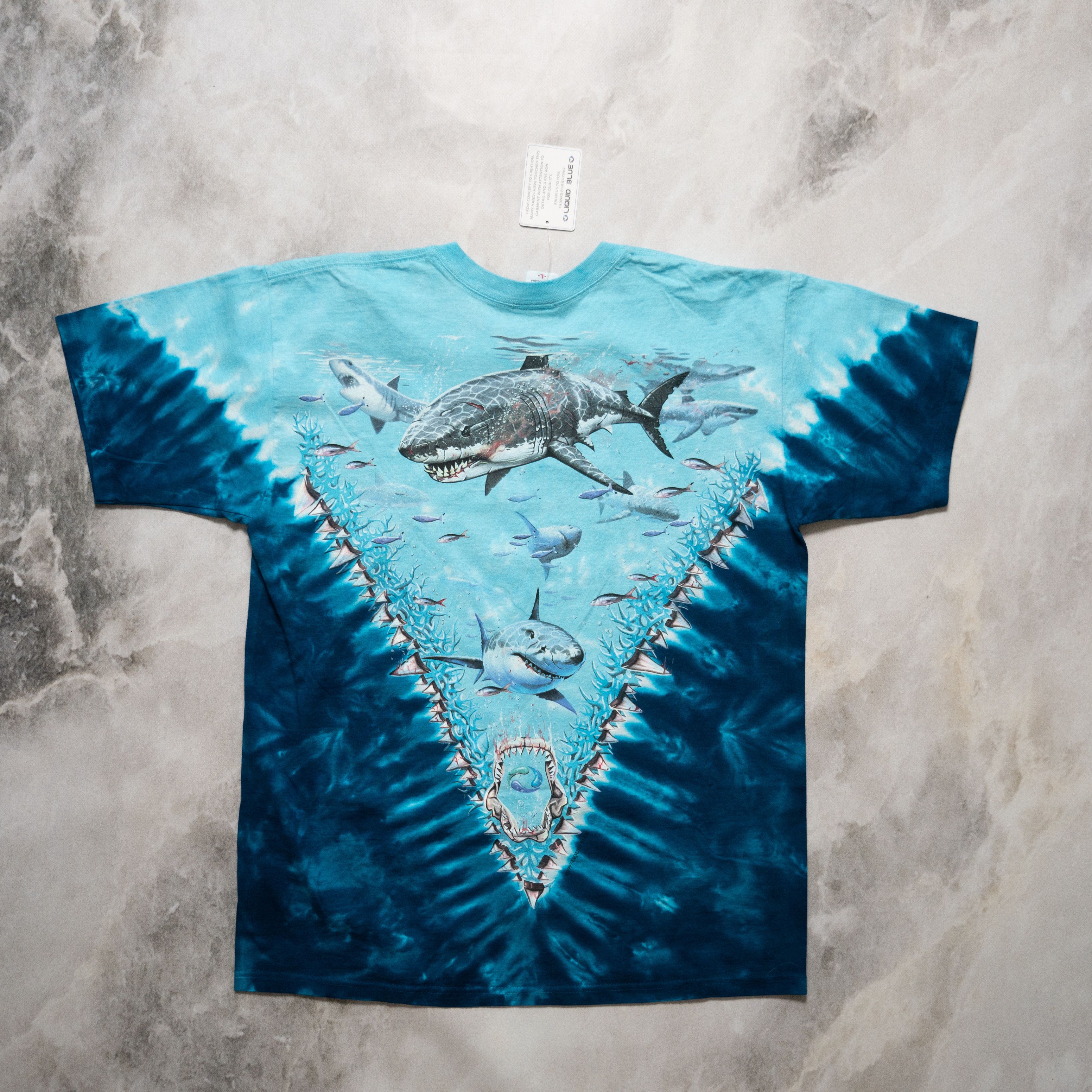 Liquid Blue × Vintage Vintage Liquid Blue Sharks Deadstock NWT T-shirt L Size US L / EU 52-54 / 3 - 2 Thumbnail