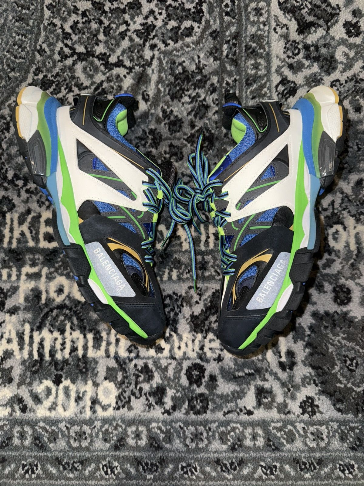 Balenciaga Balenciaga Size US 8 / EU 41 - 1 Thumbnail